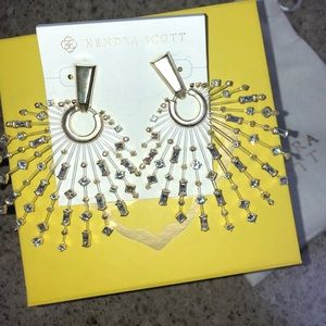 Kendra Scott earrings brand new never worn